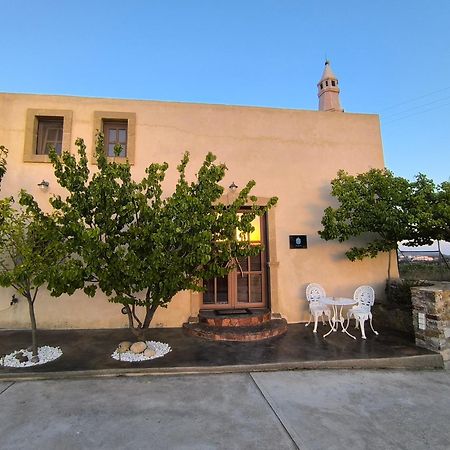 Karvounades Donquihotel Chalet מראה חיצוני תמונה