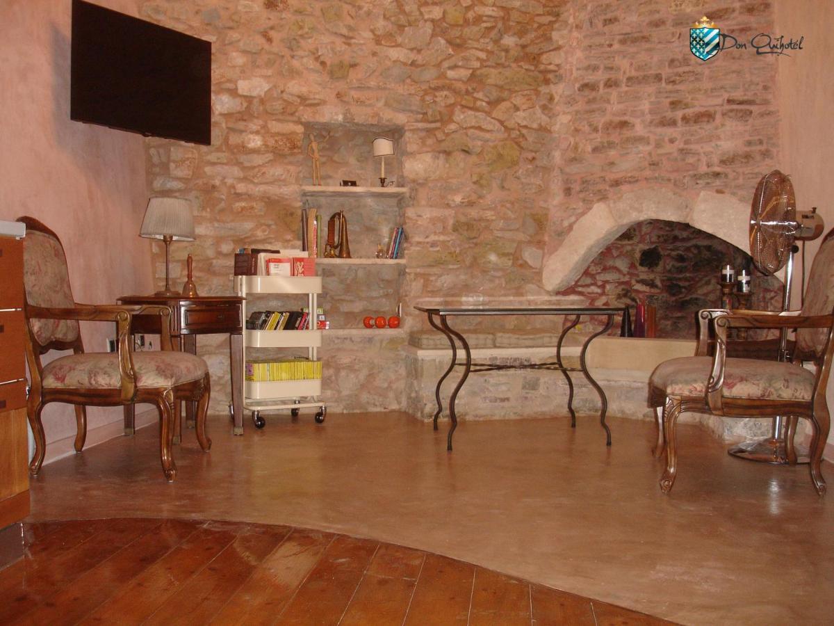 Karvounades Donquihotel Chalet מראה חיצוני תמונה
